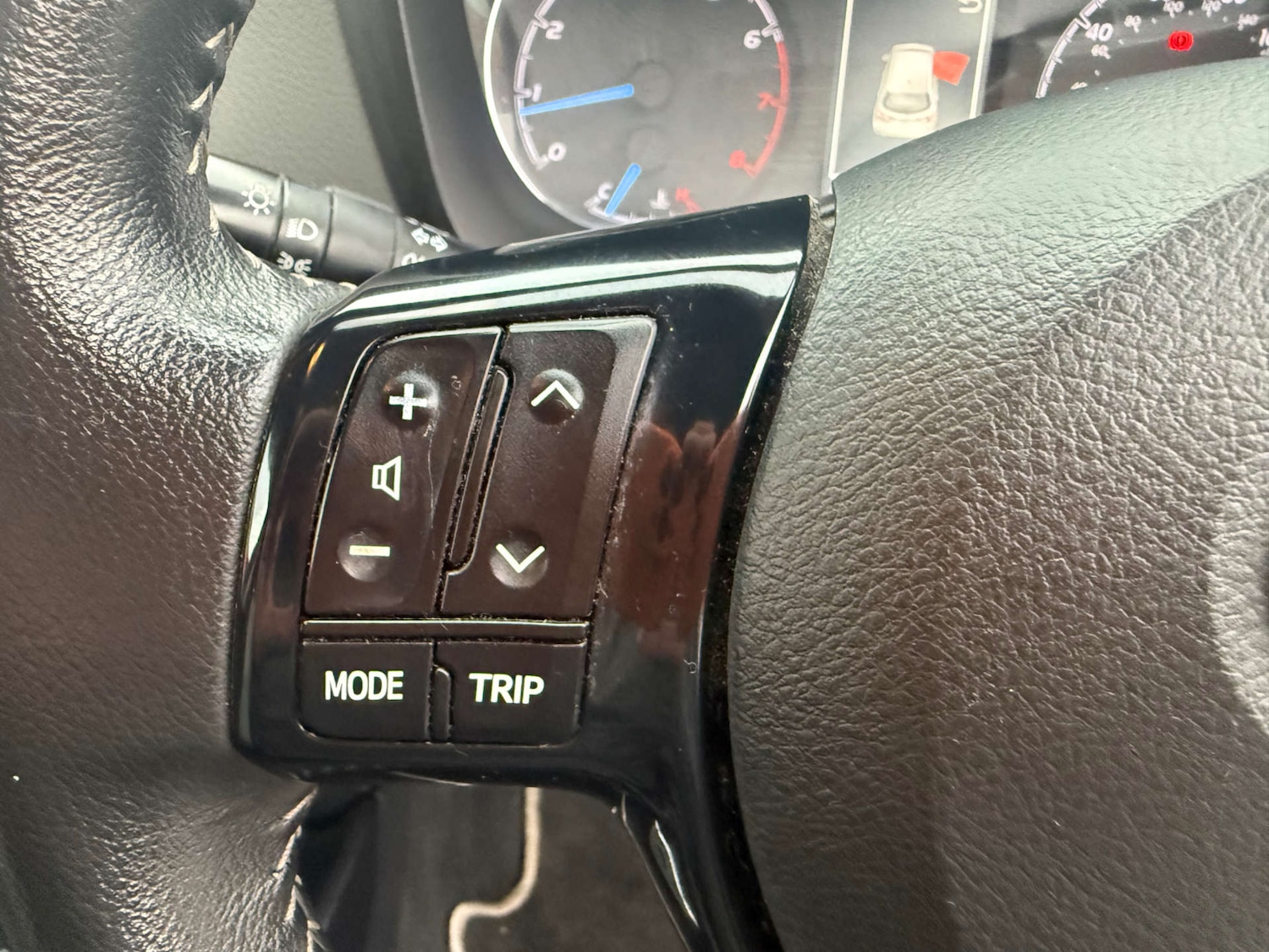 Used Toyota Yaris 2017 for sale - 76854623: Photo 33