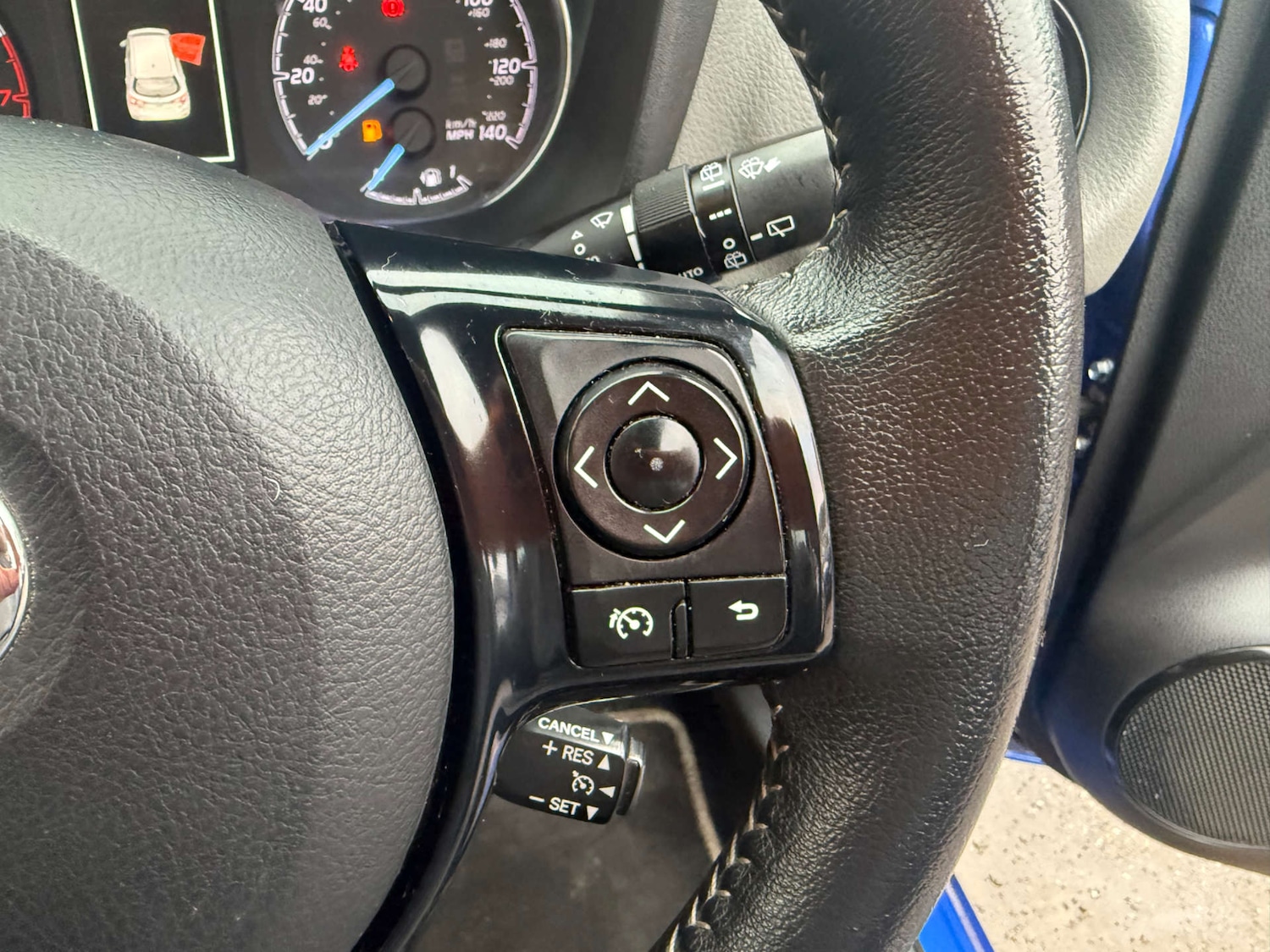 Used Toyota Yaris 2017 for sale - 76854623: Photo 35