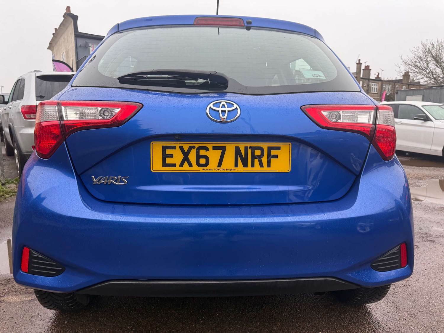 Used Toyota Yaris 2017 for sale - 76854623: Photo 6