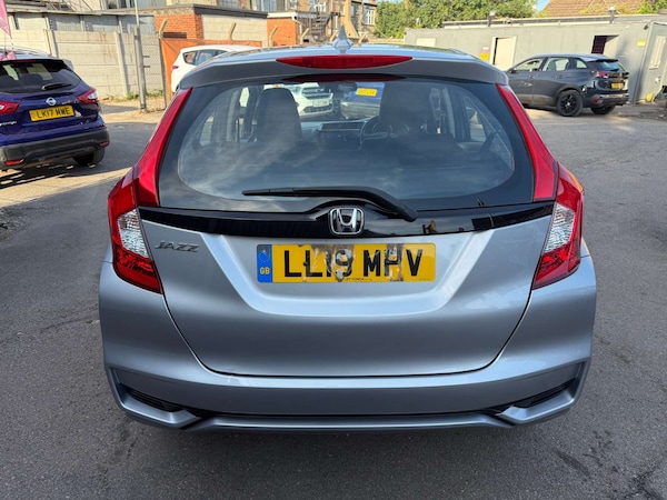 Used Honda Jazz 2019 for sale - 76177235: Photo 13