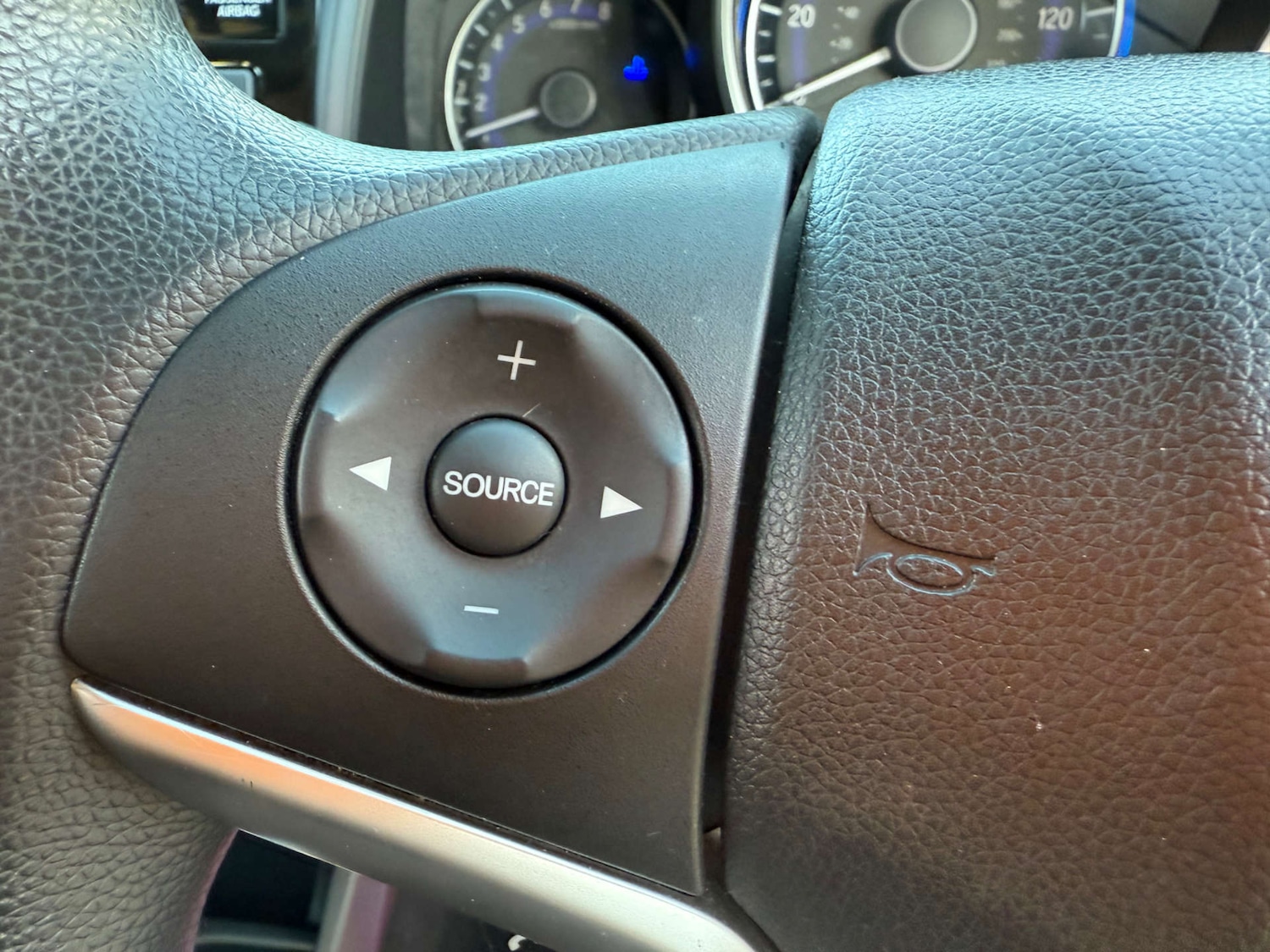 Used Honda Jazz 2019 for sale - 76177235: Photo 25