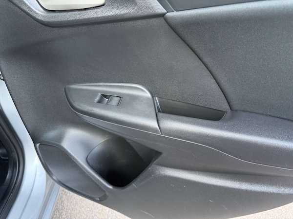 Used Honda Jazz 2019 for sale - 76177235: Photo 40