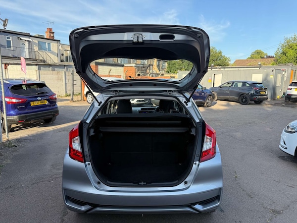 Used Honda Jazz 2019 for sale - 76177235: Photo 46