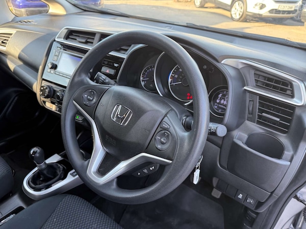 Used Honda Jazz 2019 for sale - 76177235: Photo 49