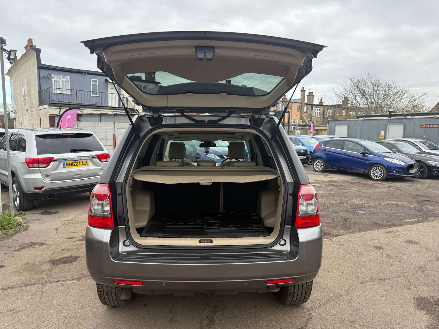 Used Land Rover Freelander 2010 for sale - 76614755: Photo 17