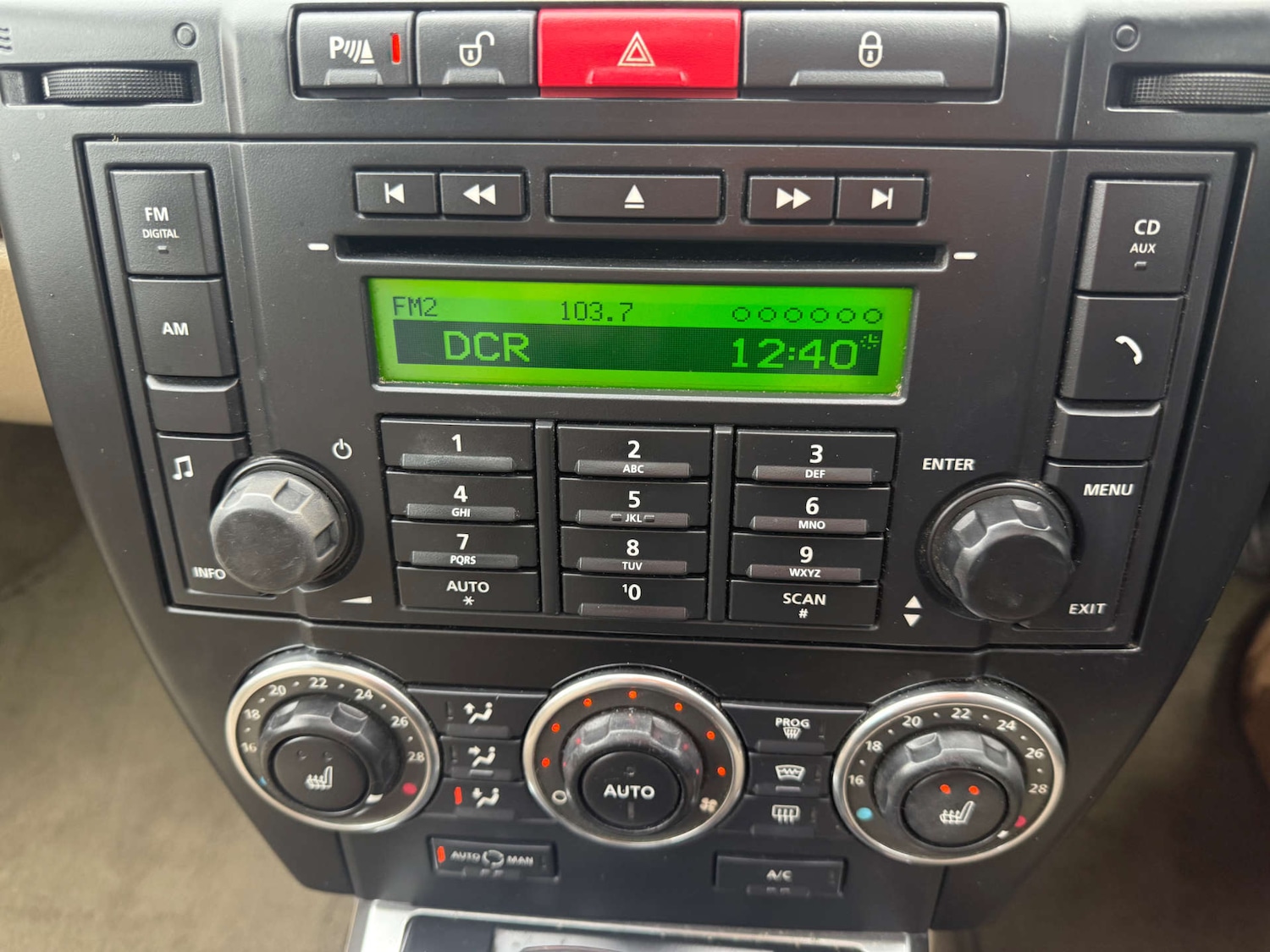 Used Land Rover Freelander 2010 for sale - 76614755: Photo 47