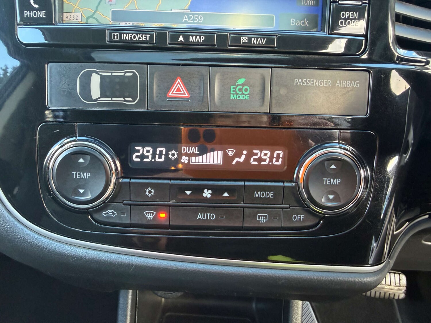 Used Mitsubishi Outlander 2015 for sale - 77556759: Photo 35