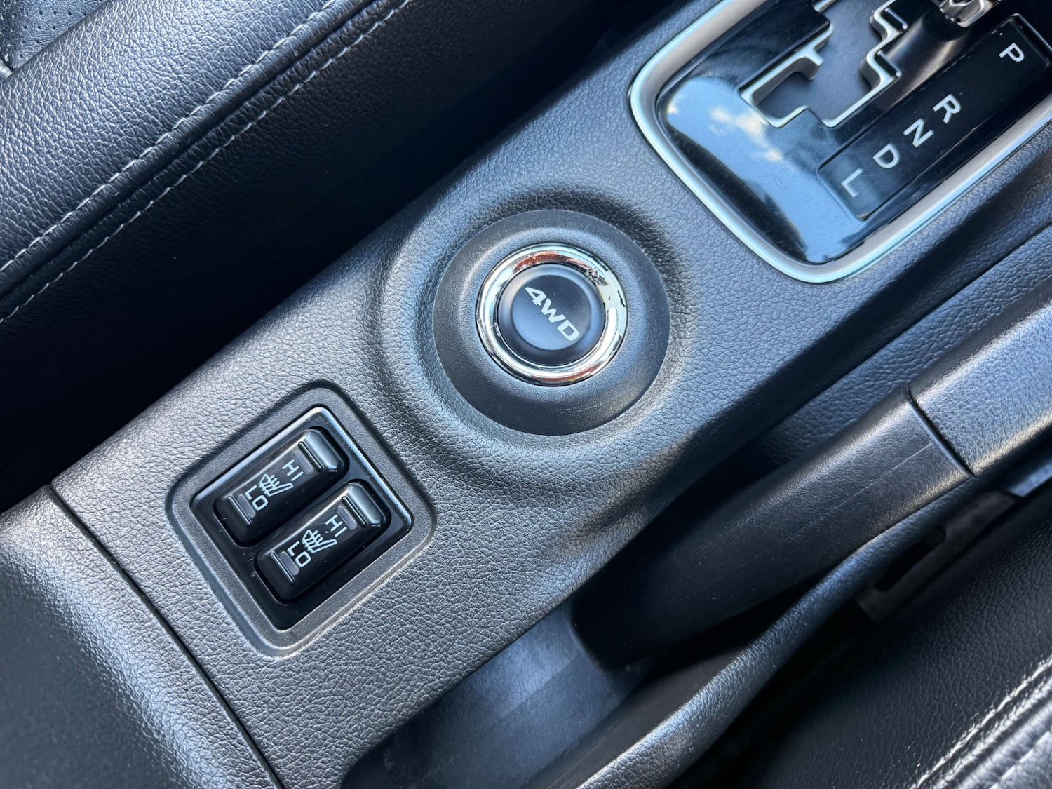 Used Mitsubishi Outlander 2015 for sale - 77556759: Photo 37