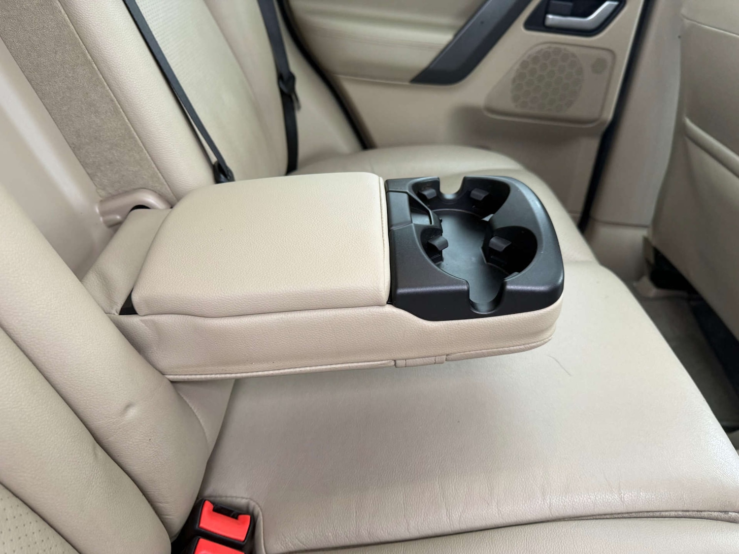 Used Land Rover Freelander 2010 for sale - 77844652: Photo 25