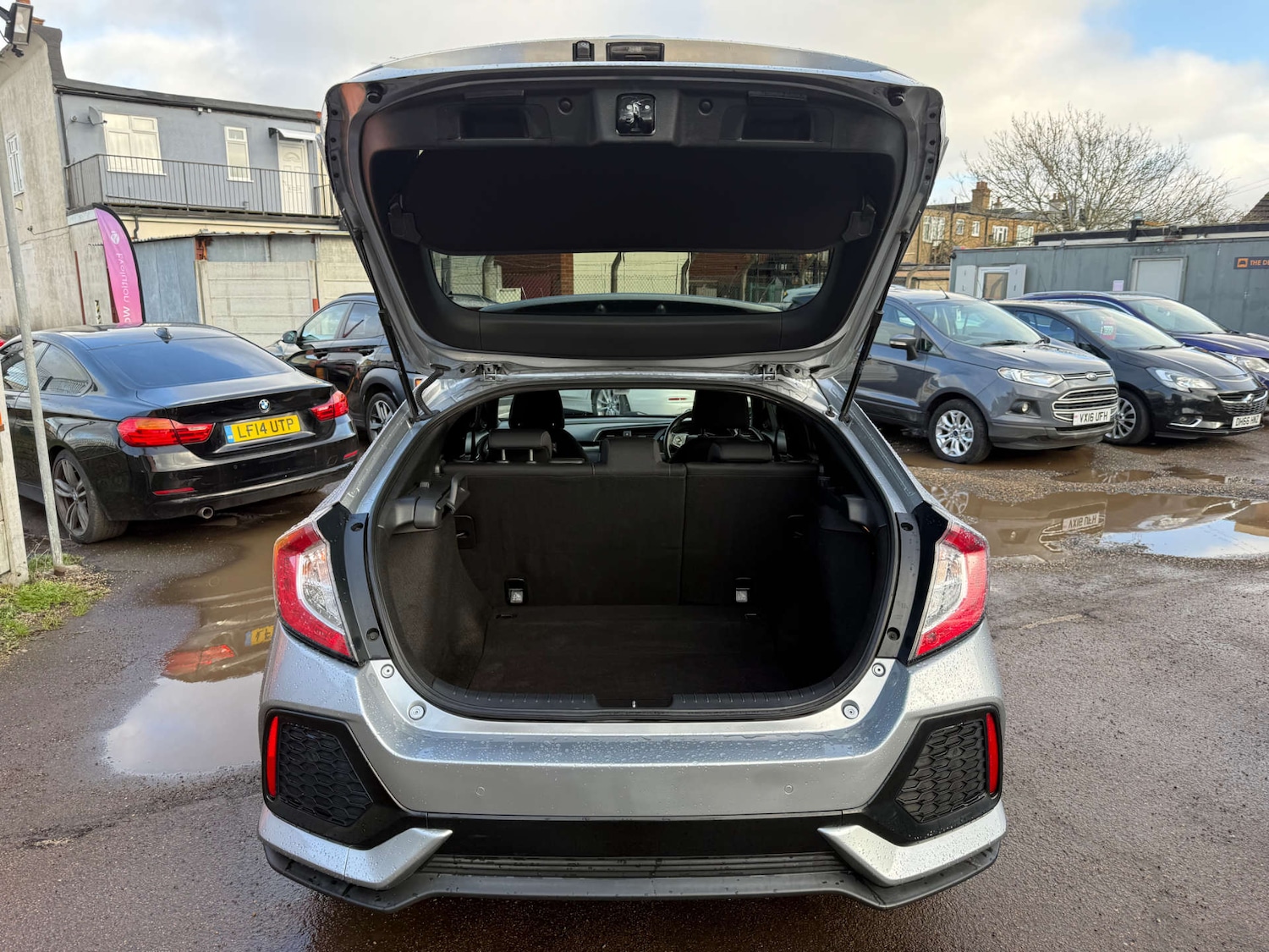 Used Honda Civic 2018 for sale - 77385519: Photo 11