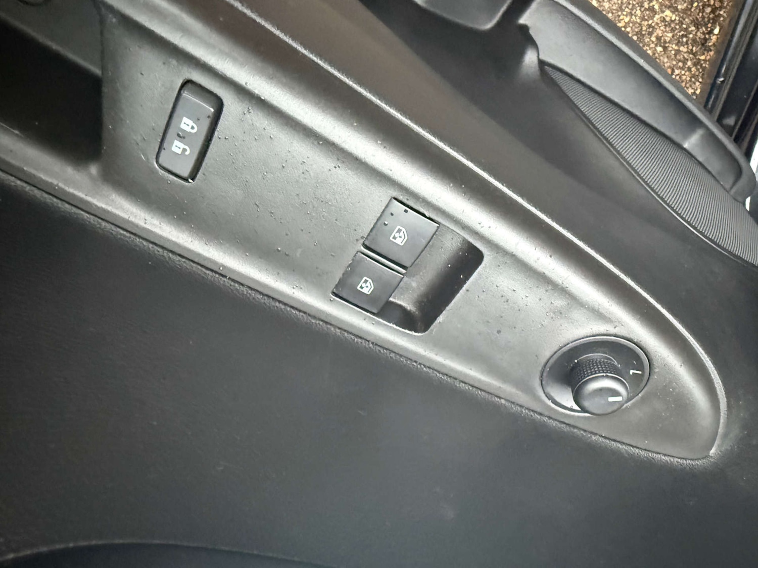 Used Vauxhall Viva 2016 for sale - 77643162: Photo 17