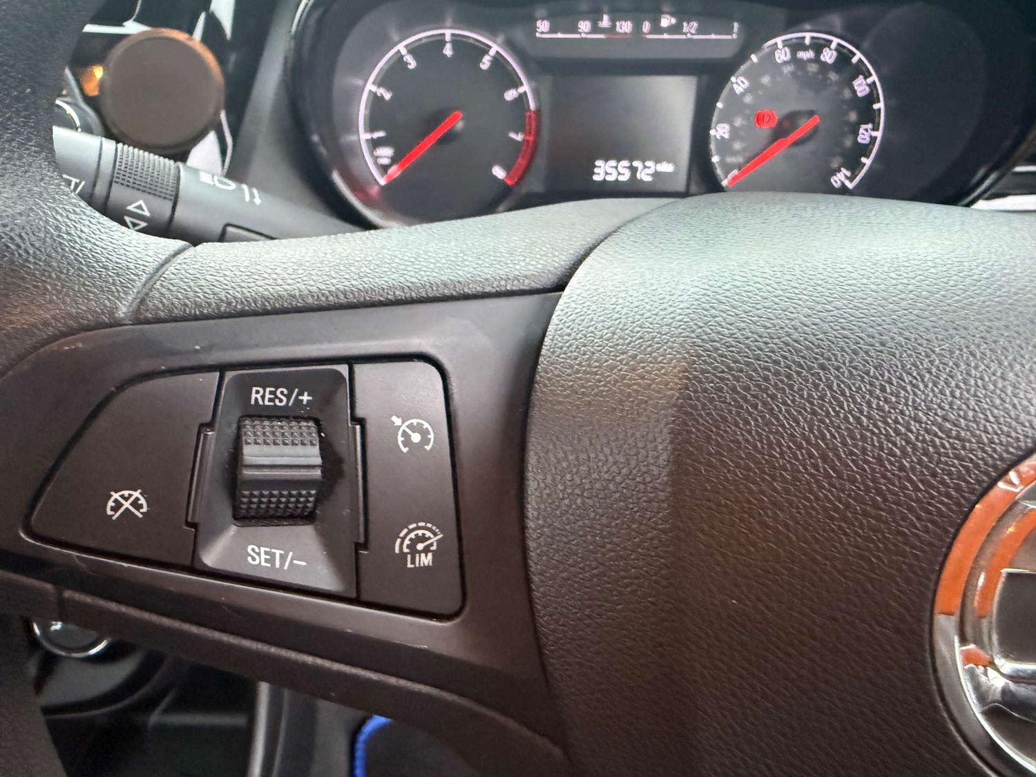 Used Vauxhall Viva 2016 for sale - 77643162: Photo 26