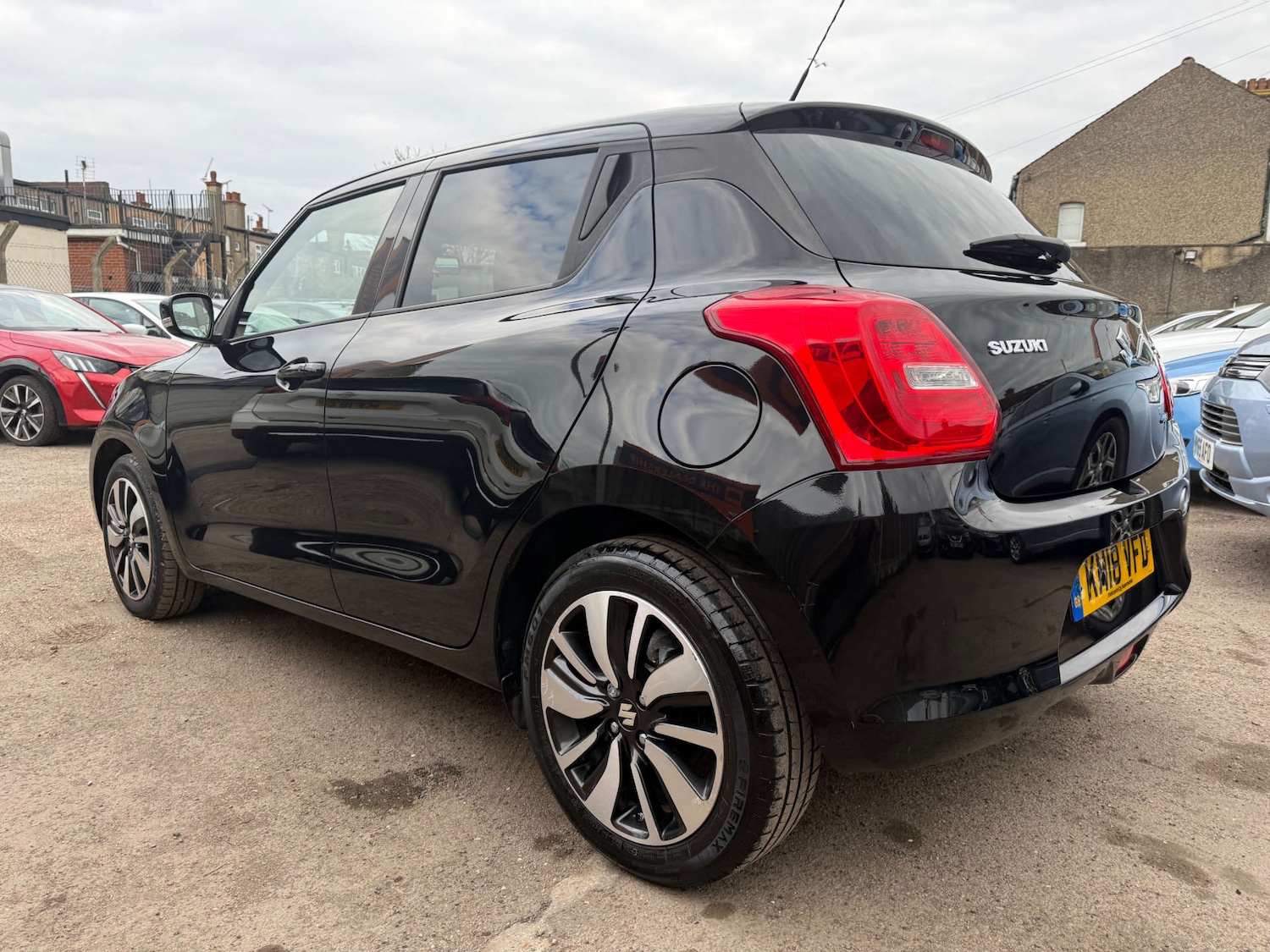 Used Suzuki Swift 2018 for sale - 78083558: Photo 10