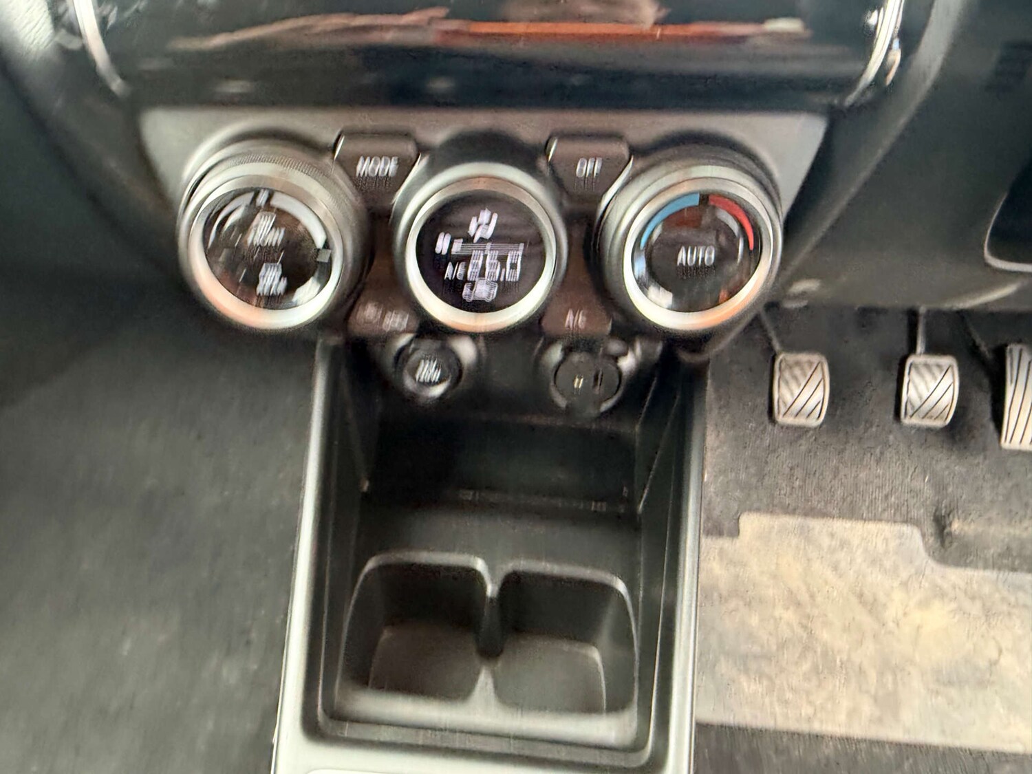 Used Suzuki Swift 2018 for sale - 78083558: Photo 34