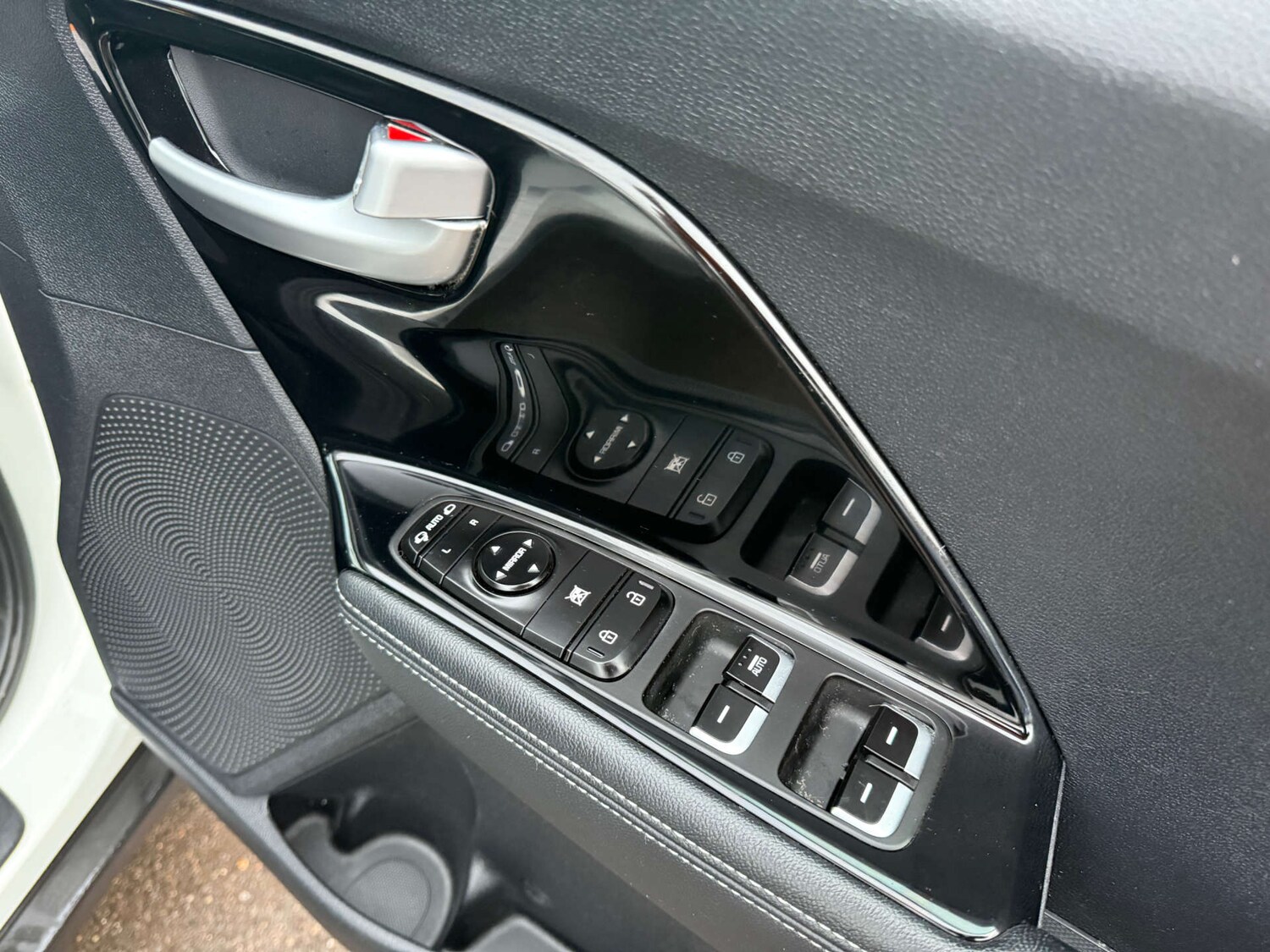 Used Kia Niro 2017 for sale - 76859429: Photo 26