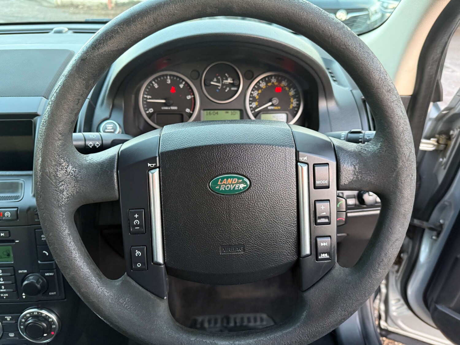 Used Land Rover Freelander 2011 for sale - 77446402: Photo 24