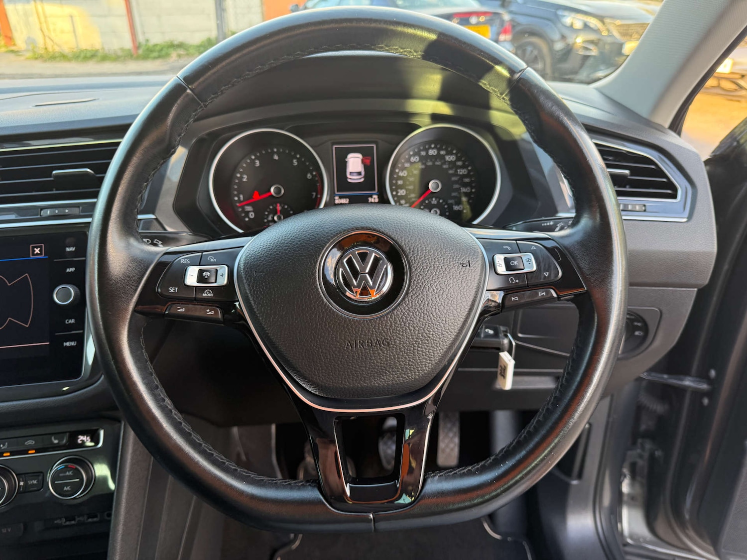 Used Volkswagen Tiguan 2018 for sale - 76278478: Photo 31