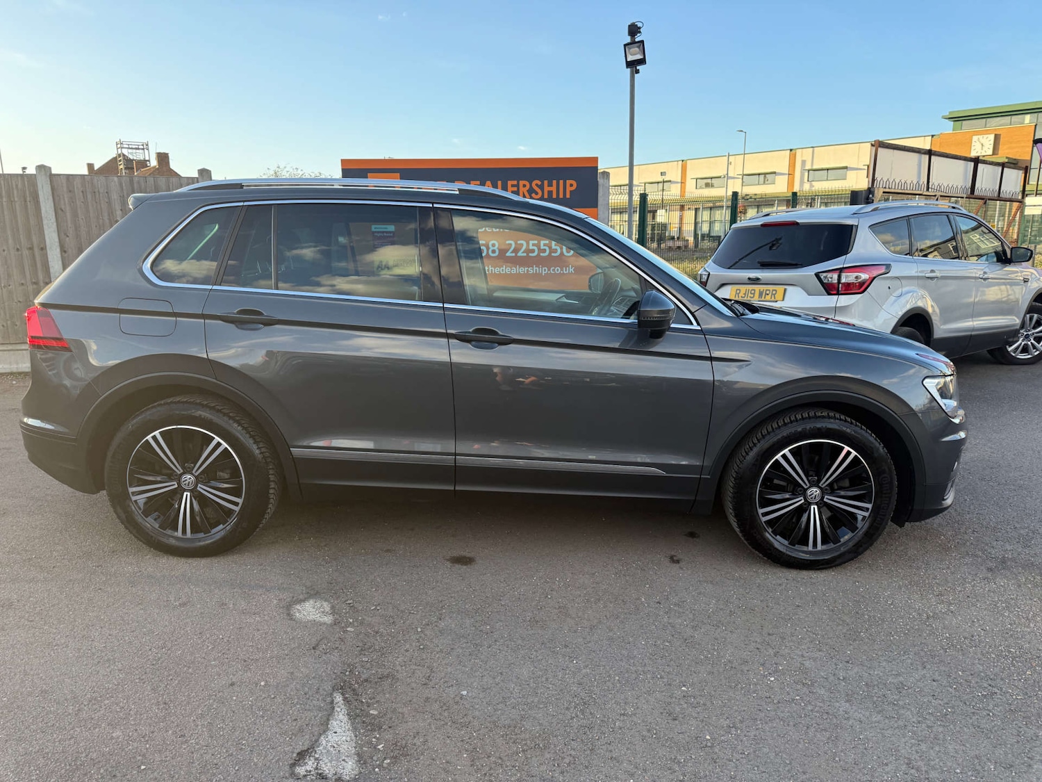 Used Volkswagen Tiguan 2018 for sale - 76278478: Photo 4