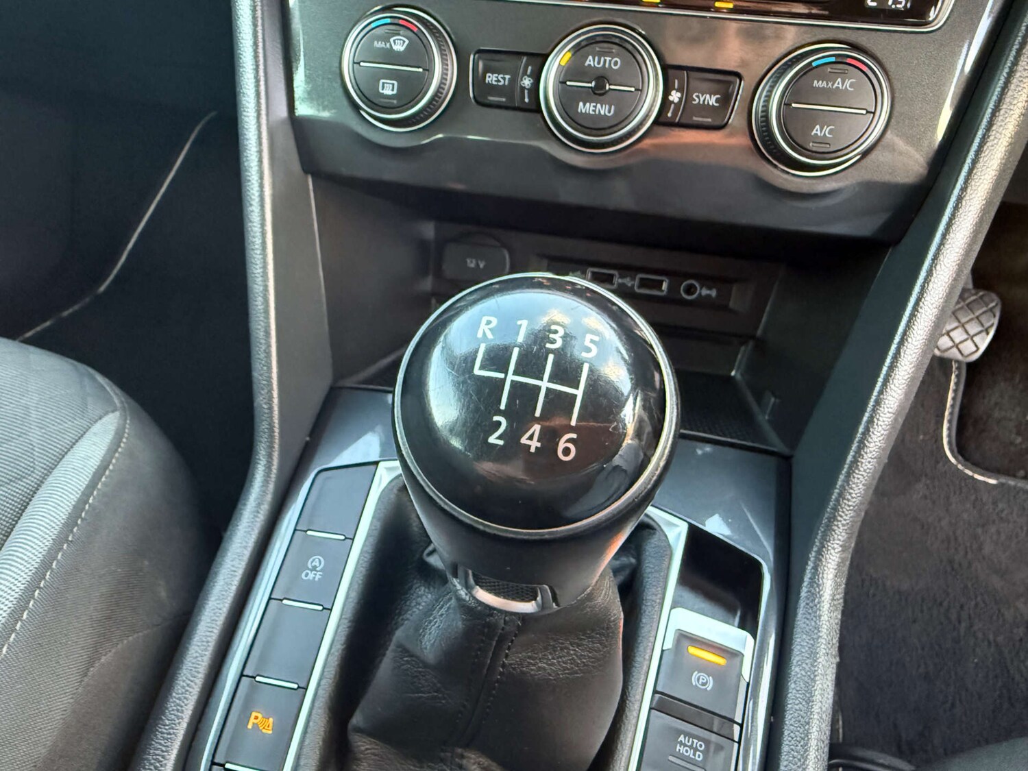 Used Volkswagen Tiguan 2018 for sale - 76278478: Photo 41