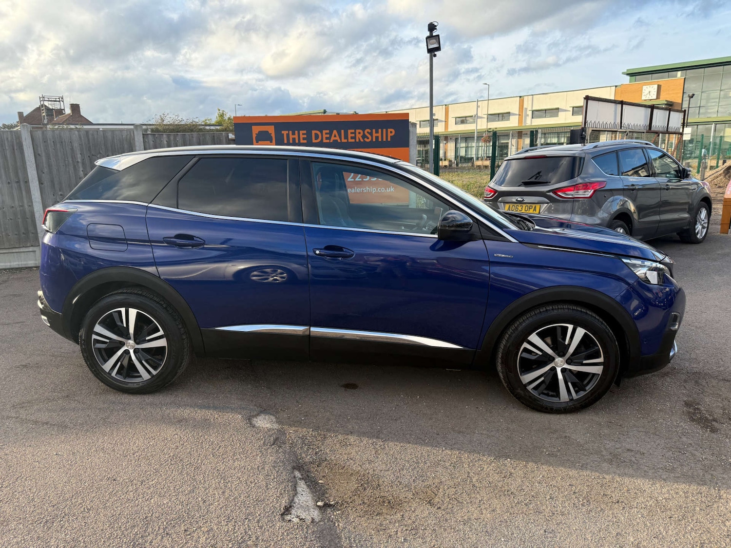 Used Peugeot 3008 2017 for sale - 77590604: Photo 14
