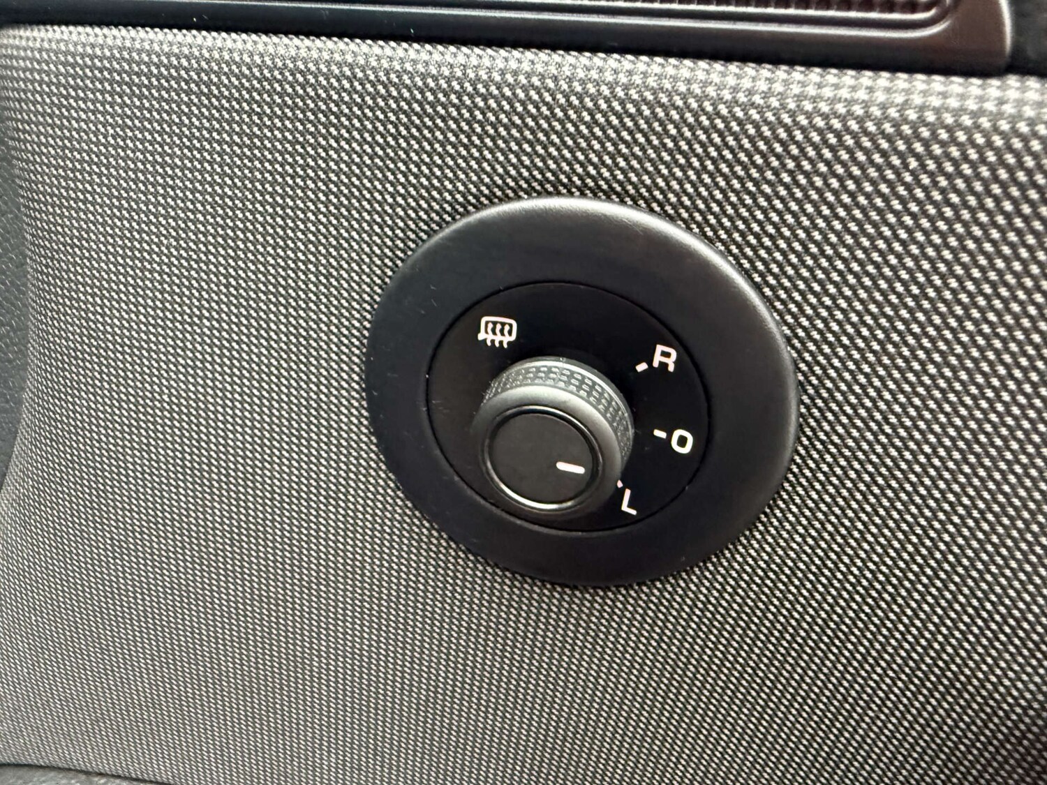 Used Volkswagen Scirocco 2015 for sale - 76507223: Photo 21