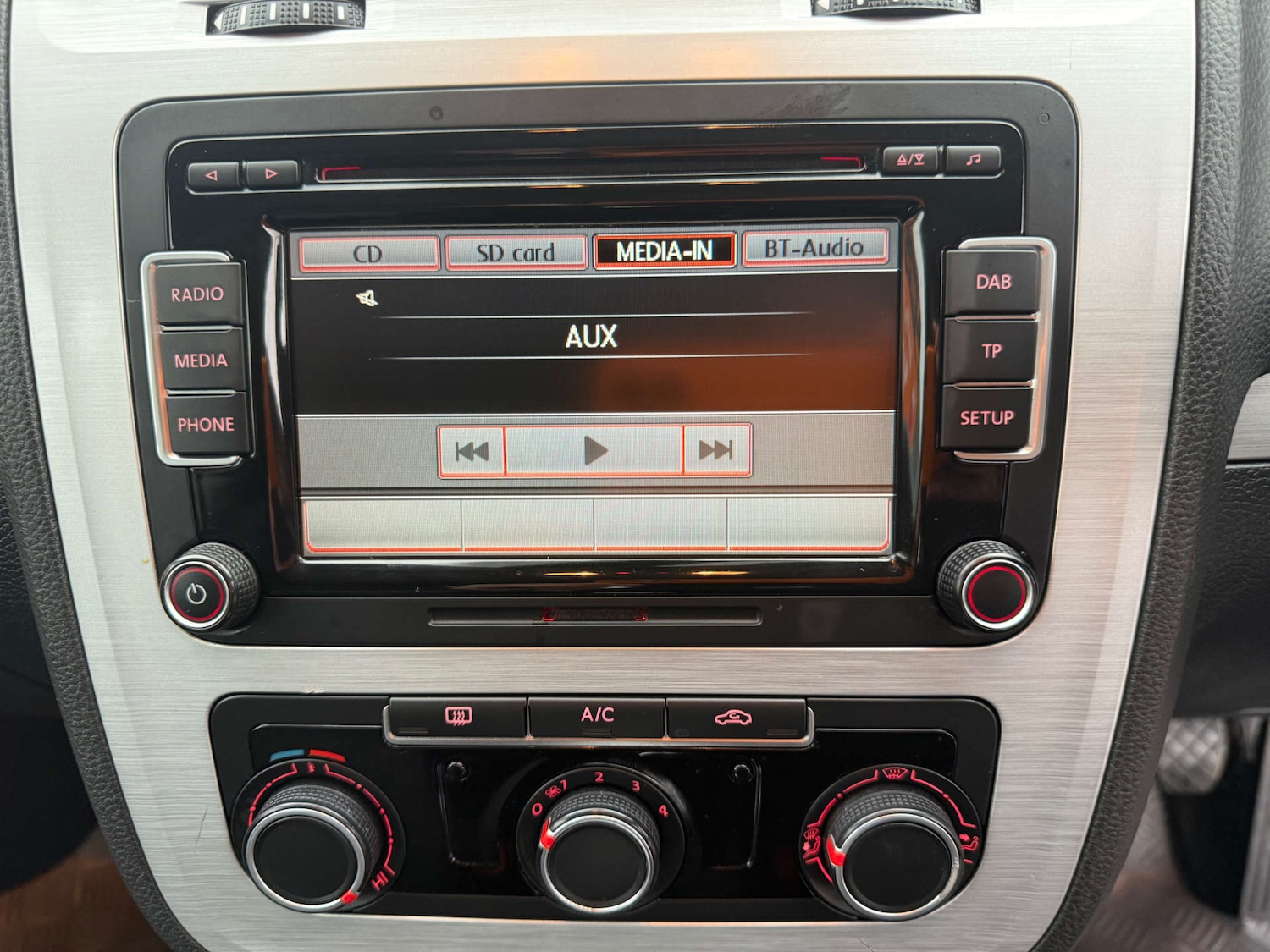 Used Volkswagen Scirocco 2015 for sale - 76507223: Photo 30