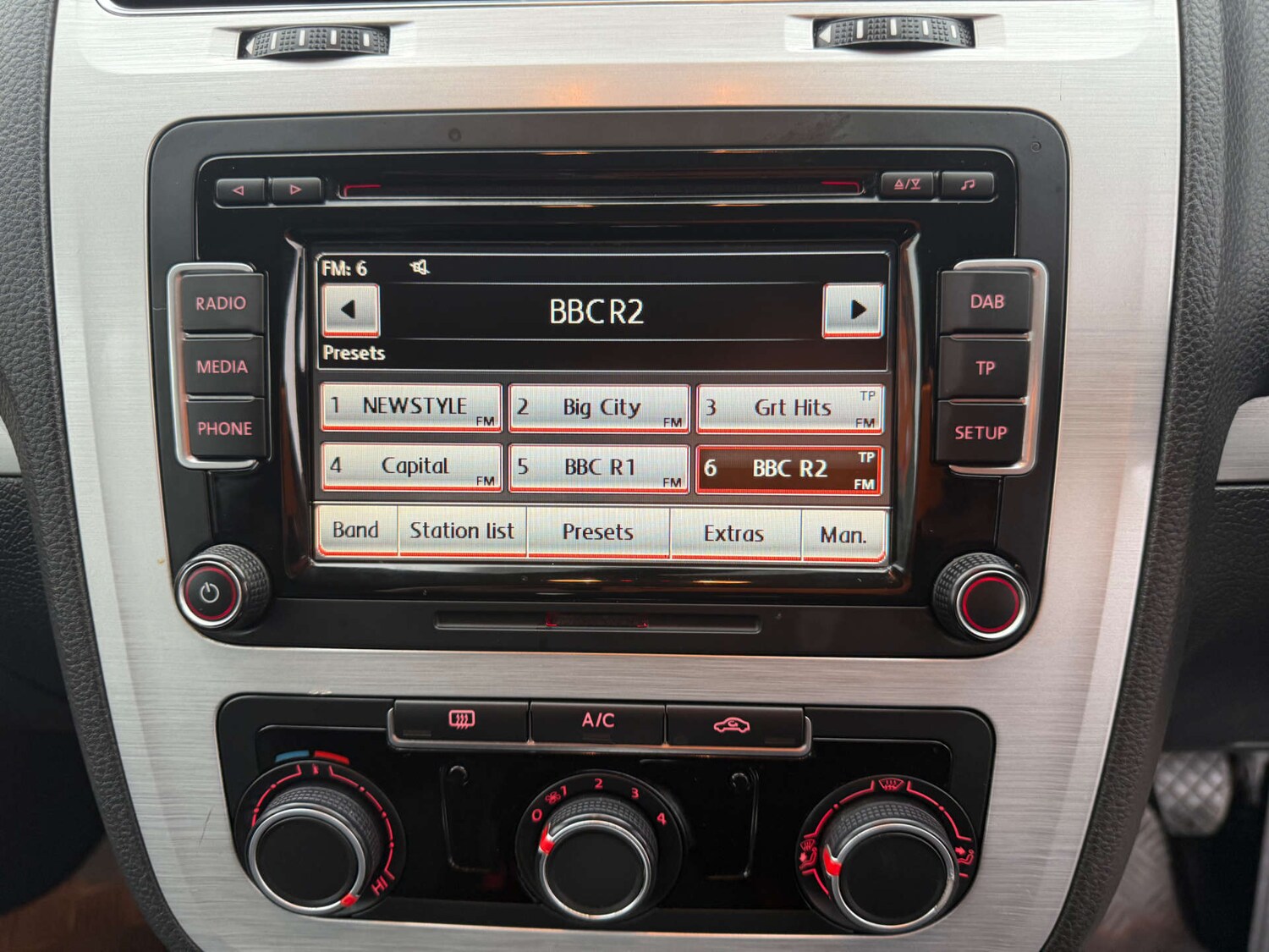 Used Volkswagen Scirocco 2015 for sale - 76507223: Photo 31