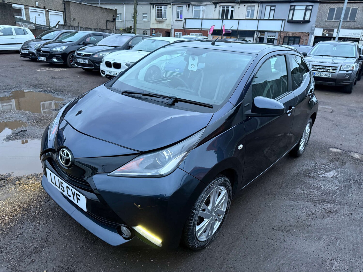 Used Toyota AYGO 2015 for sale - 77676617: Photo 13