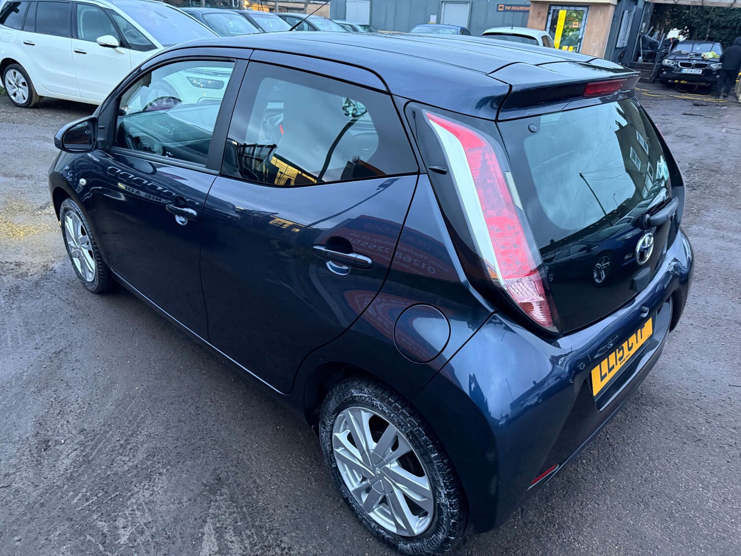 Used Toyota AYGO 2015 for sale - 77676617: Photo 9