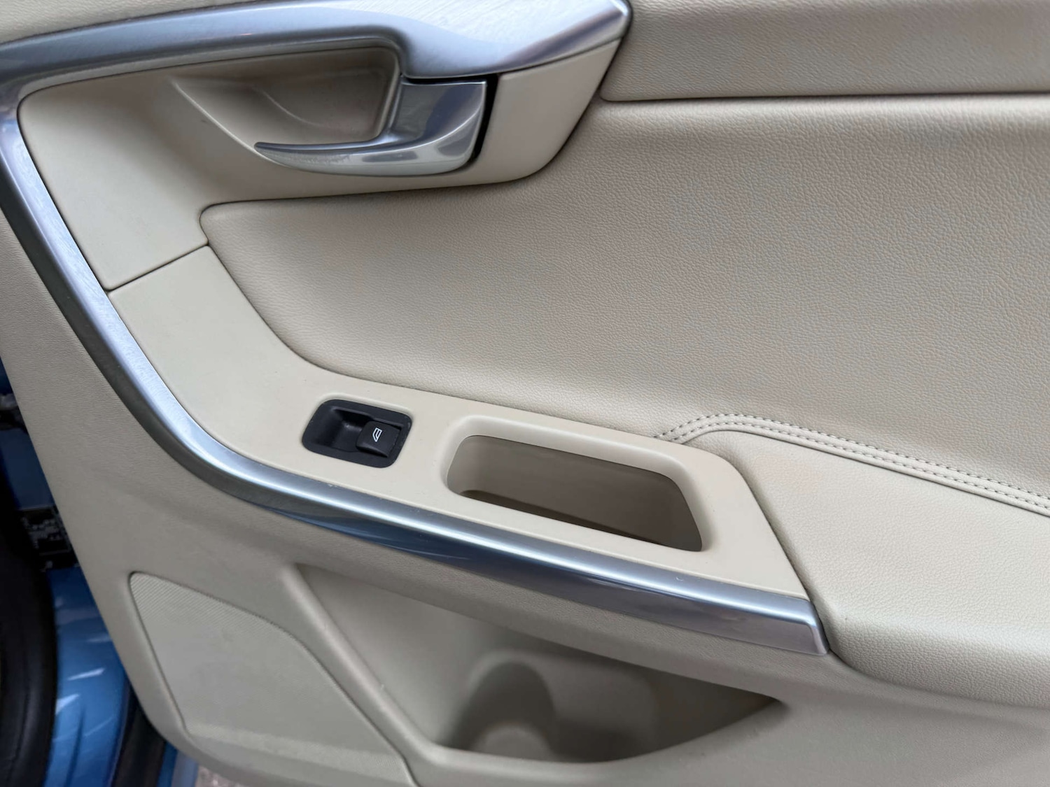 Used Volvo XC60 2015 for sale - 78003807: Photo 18