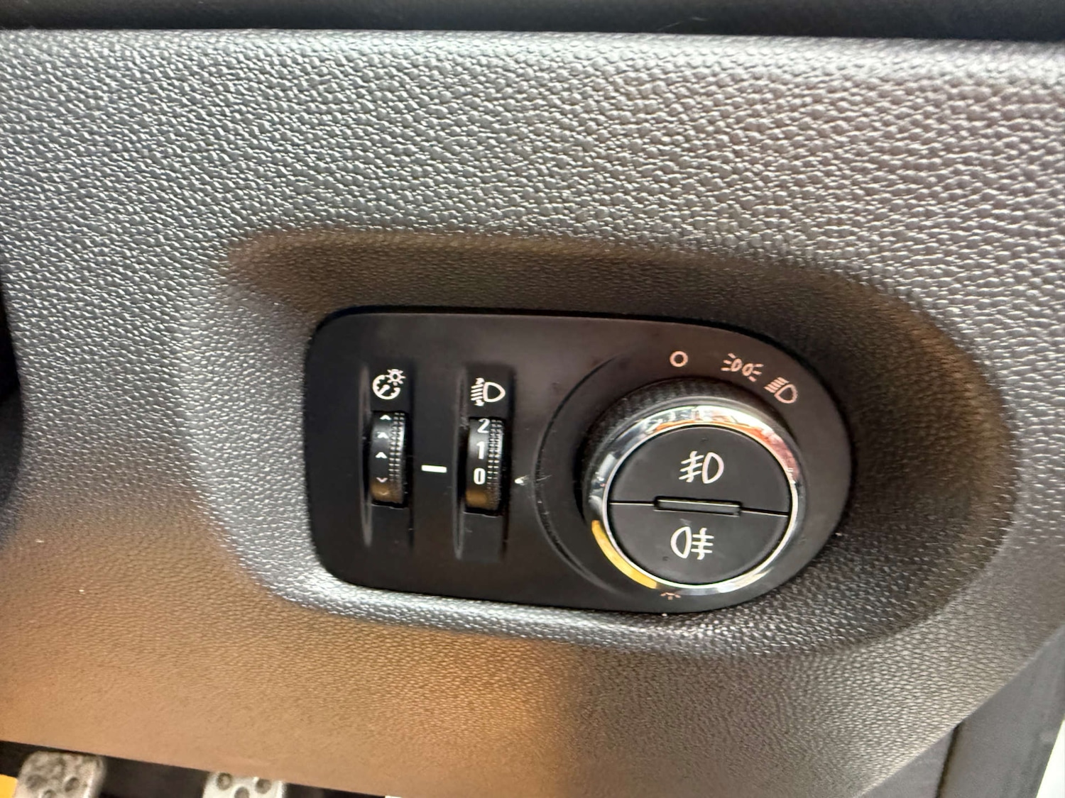 Used Vauxhall Corsa 2011 for sale - 77708231: Photo 23