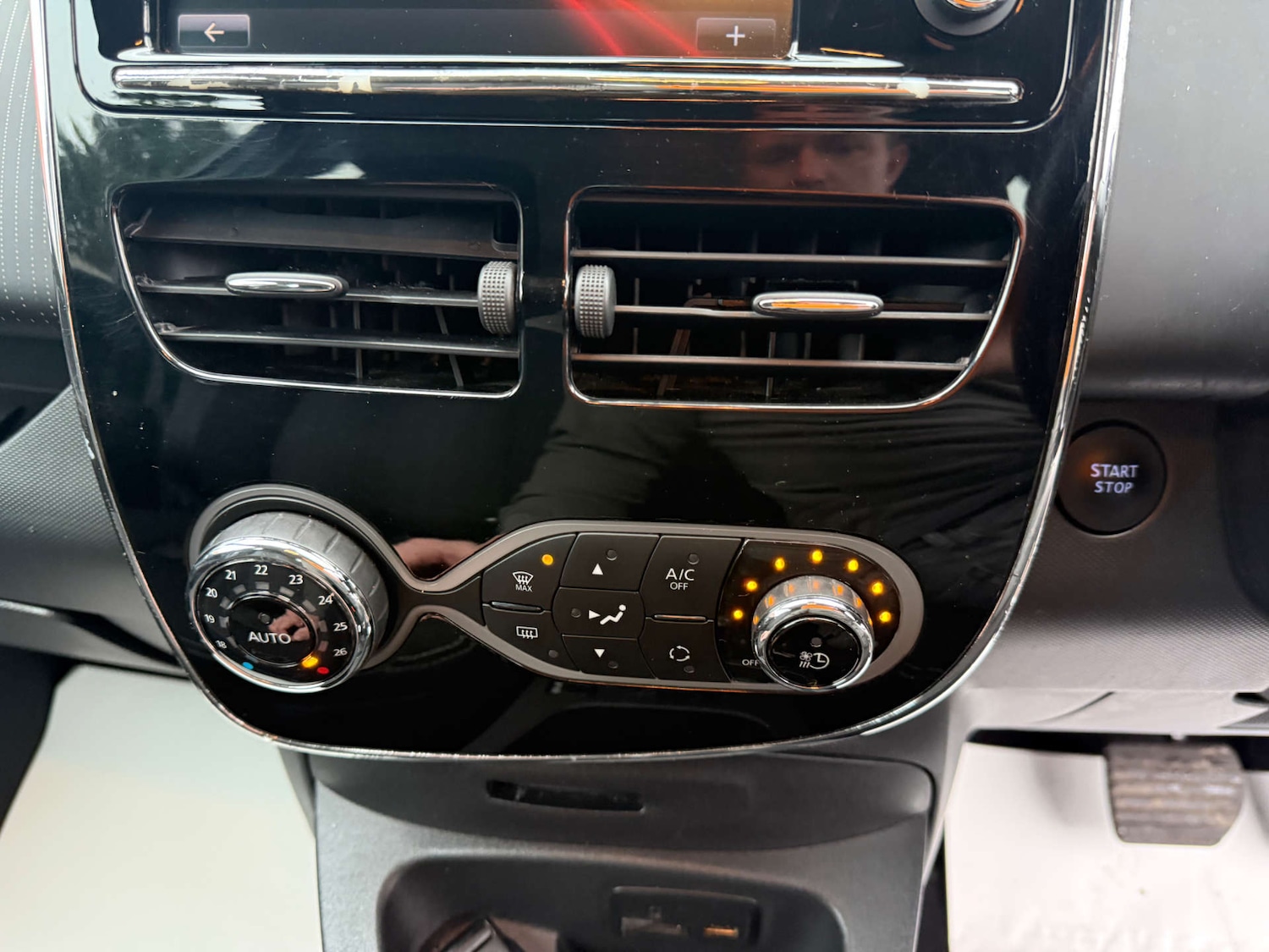 Used Renault Zoe 2018 for sale - 77318489: Photo 31