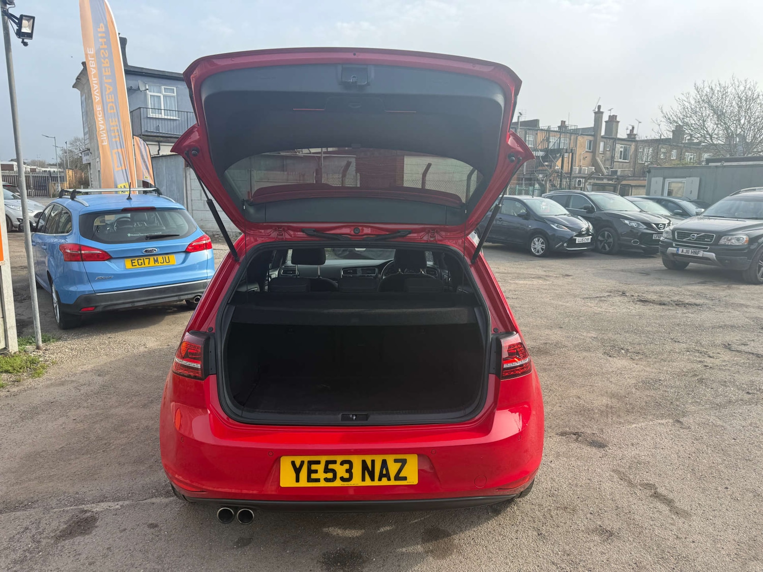 Used Volkswagen Golf 2017 for sale - 77963207: Photo 12