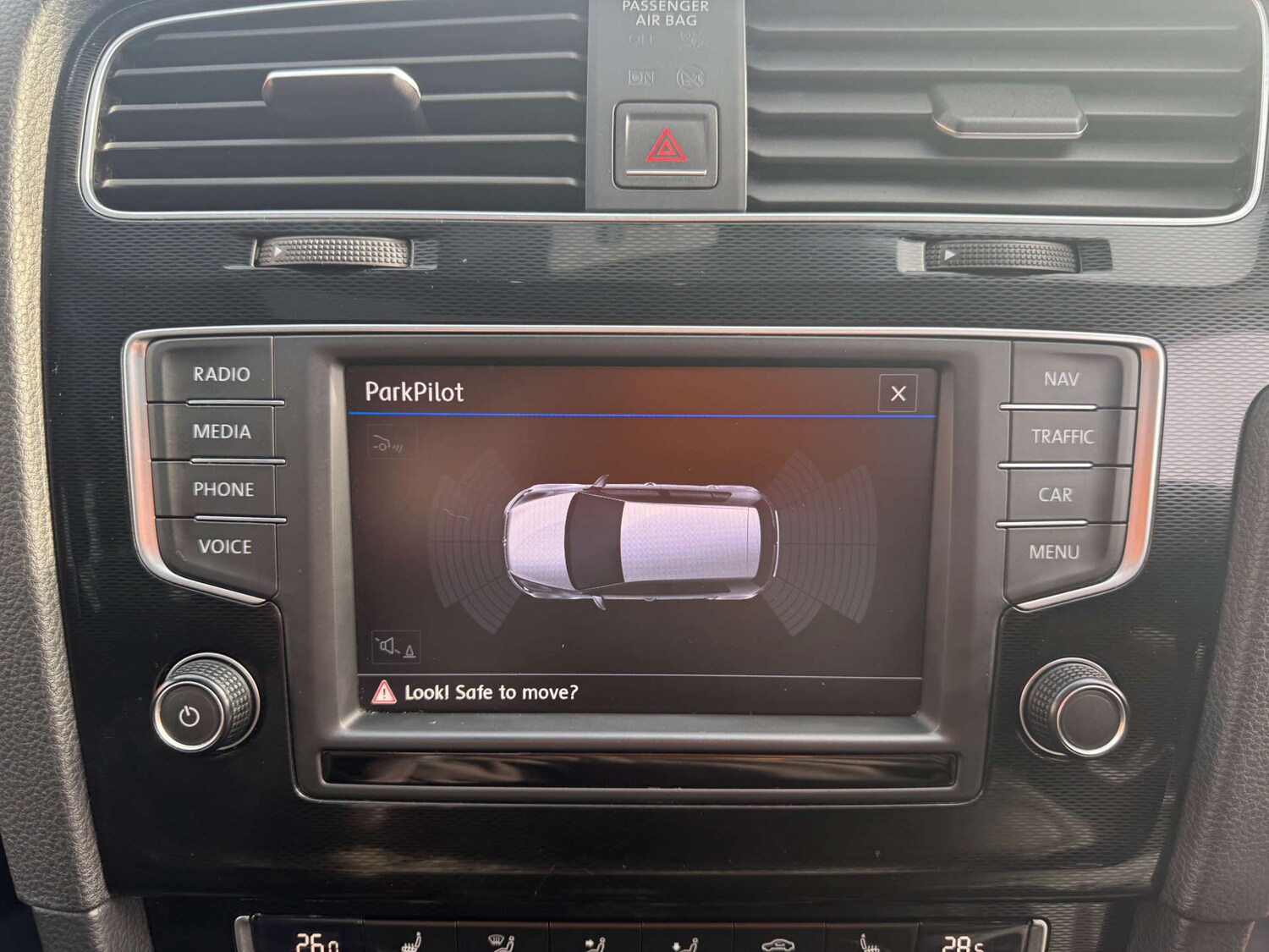 Used Volkswagen Golf 2017 for sale - 77963207: Photo 37