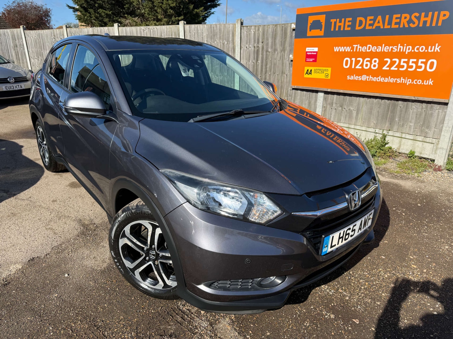 Used Honda HR-V 2015 for sale - 78056719: Photo 2