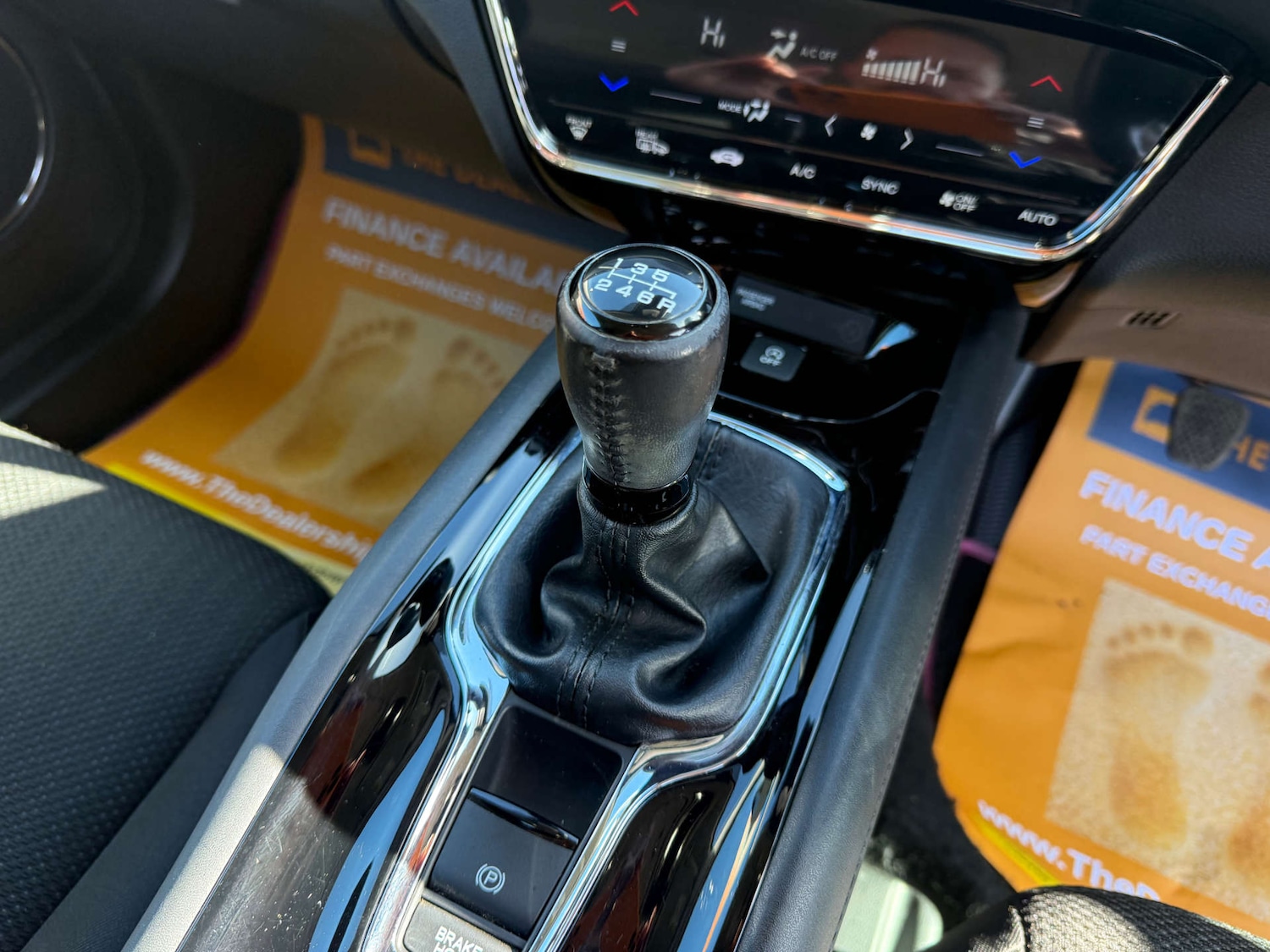 Used Honda HR-V 2015 for sale - 78056719: Photo 33