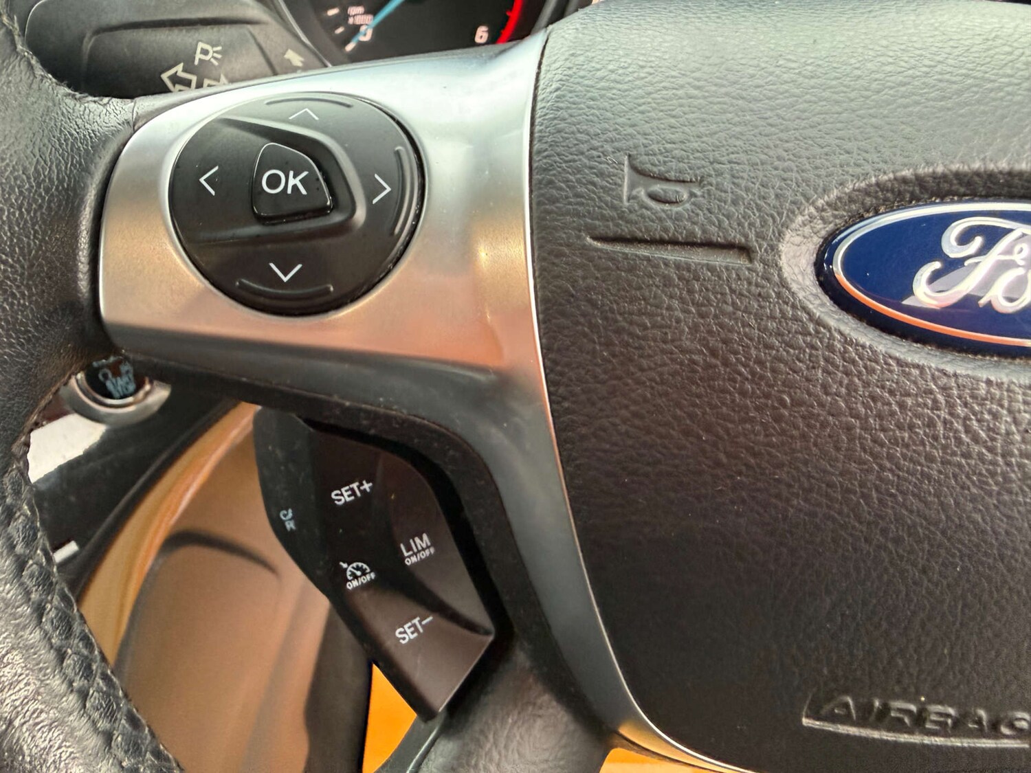 Used Ford Kuga 2015 for sale - 77704043: Photo 34