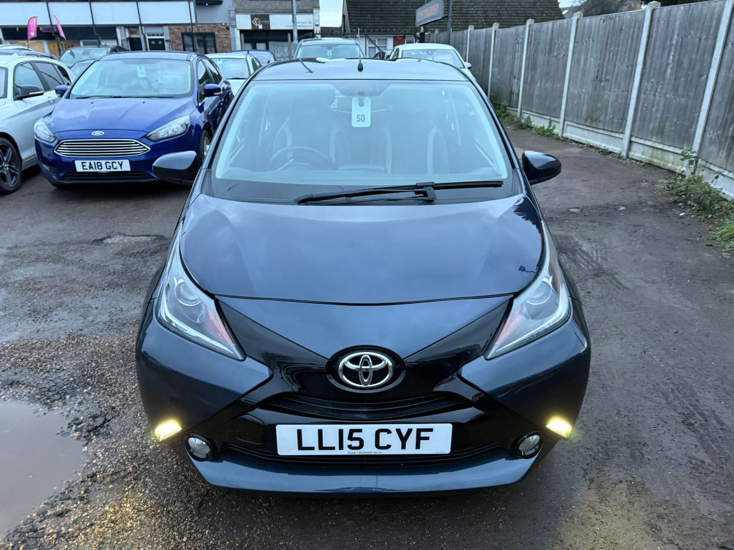 Used Toyota AYGO 2015 for sale - 77236274: Photo 2