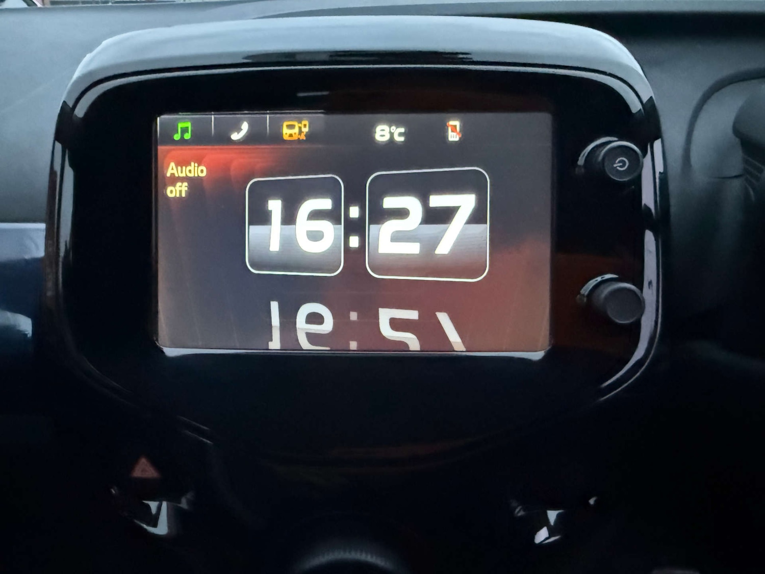 Used Toyota AYGO 2015 for sale - 77236274: Photo 26