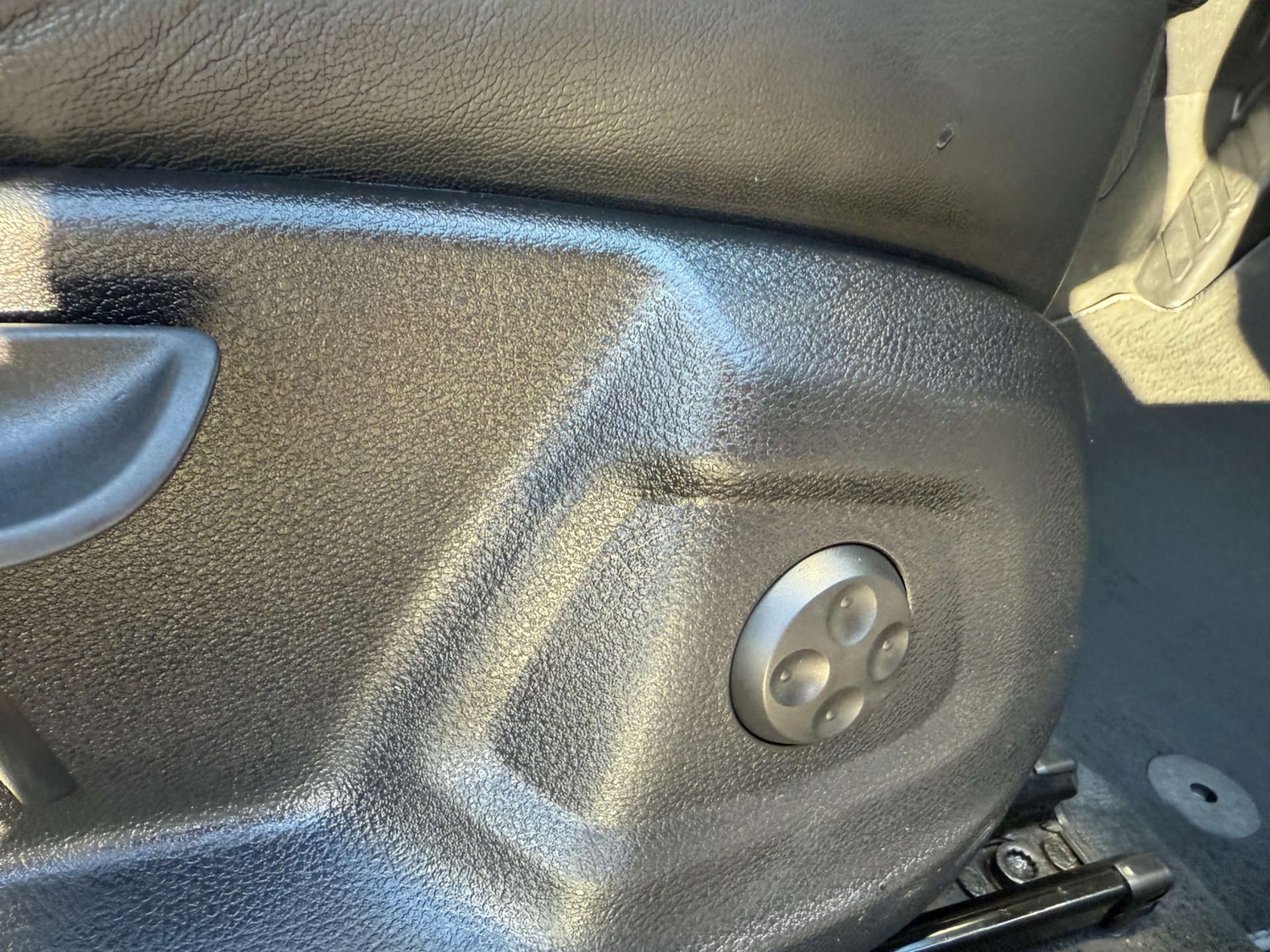 Used Audi Q3 2013 for sale - 76757129: Photo 33