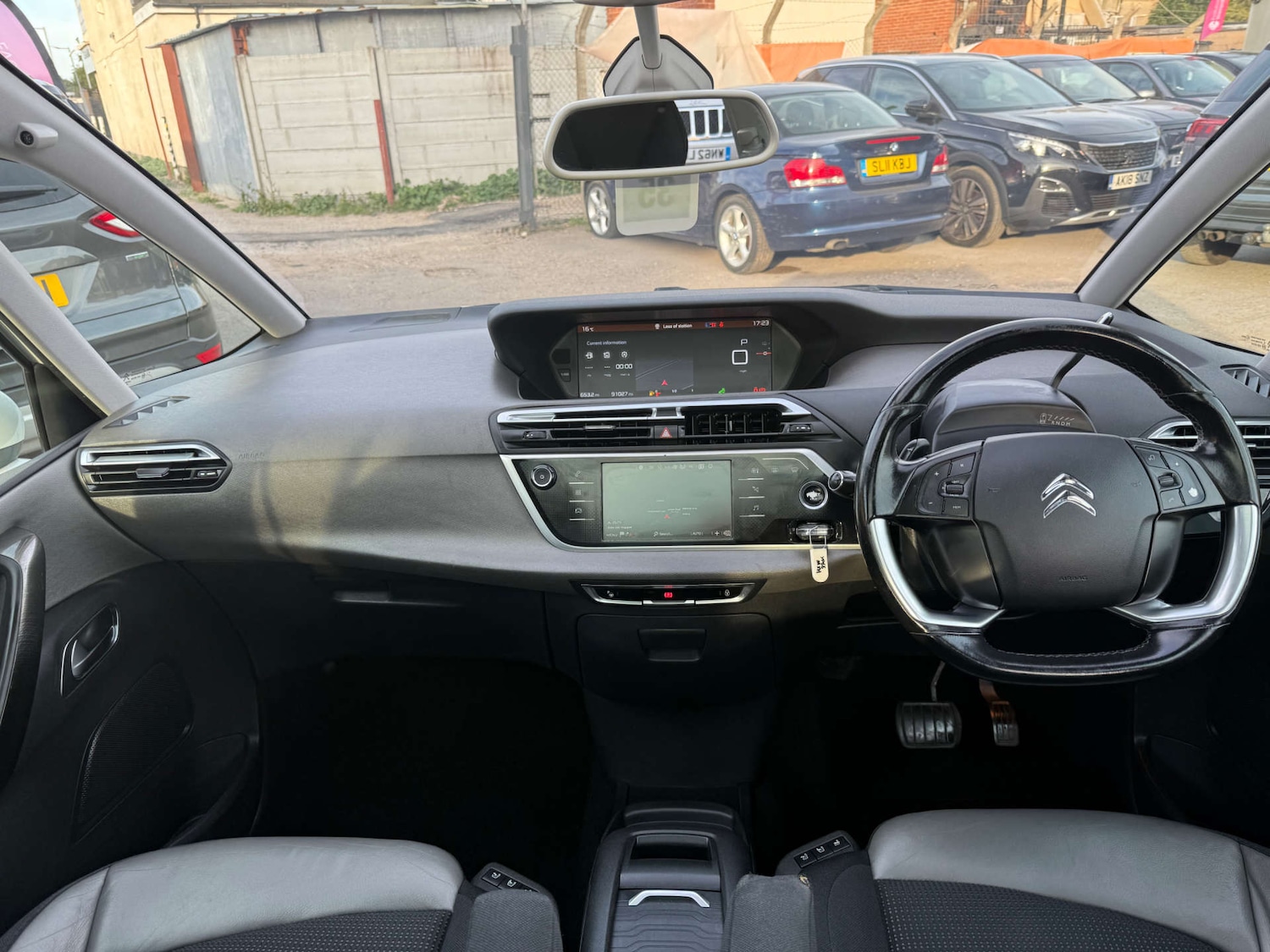 Used Citroen C4 Picasso 2016 for sale - 76056621: Photo 19