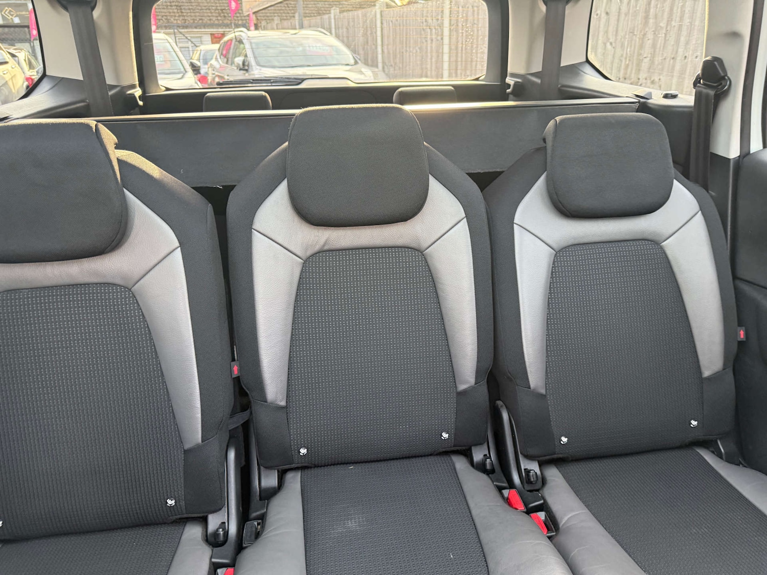 Used Citroen C4 Picasso 2016 for sale - 76056621: Photo 28