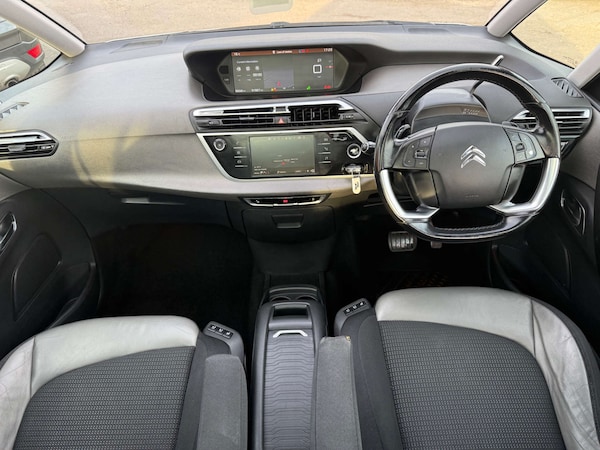 Used Citroen C4 Picasso 2016 for sale - 76056621: Photo 35