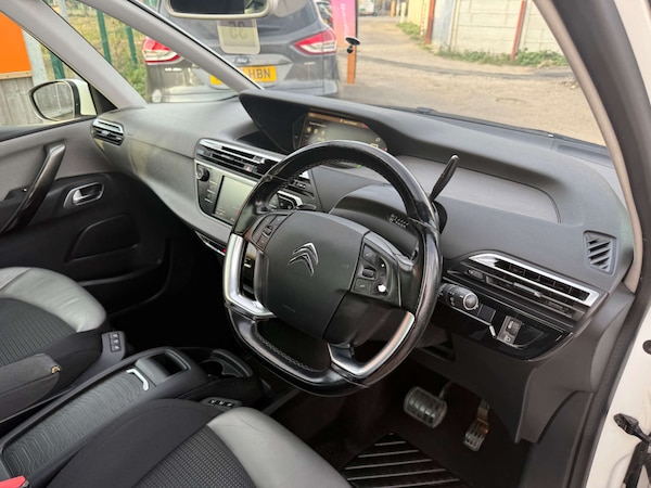 Used Citroen C4 Picasso 2016 for sale - 76056621: Photo 38
