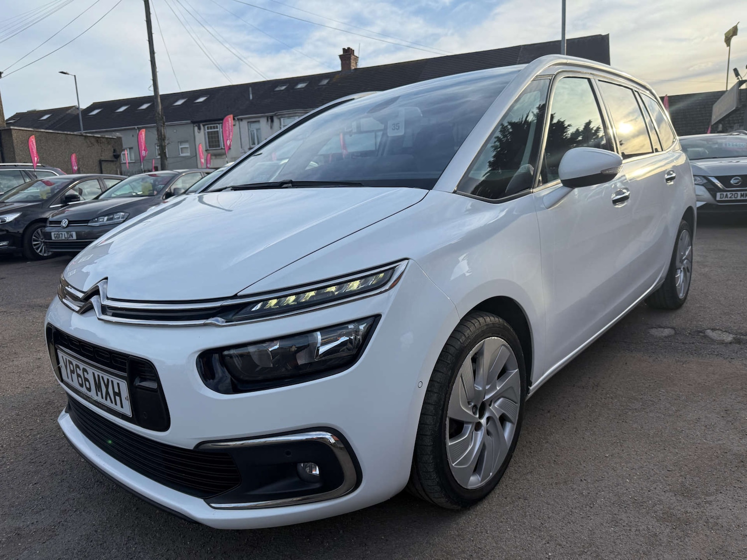 Used Citroen C4 Picasso 2016 for sale - 76056621: Photo 4
