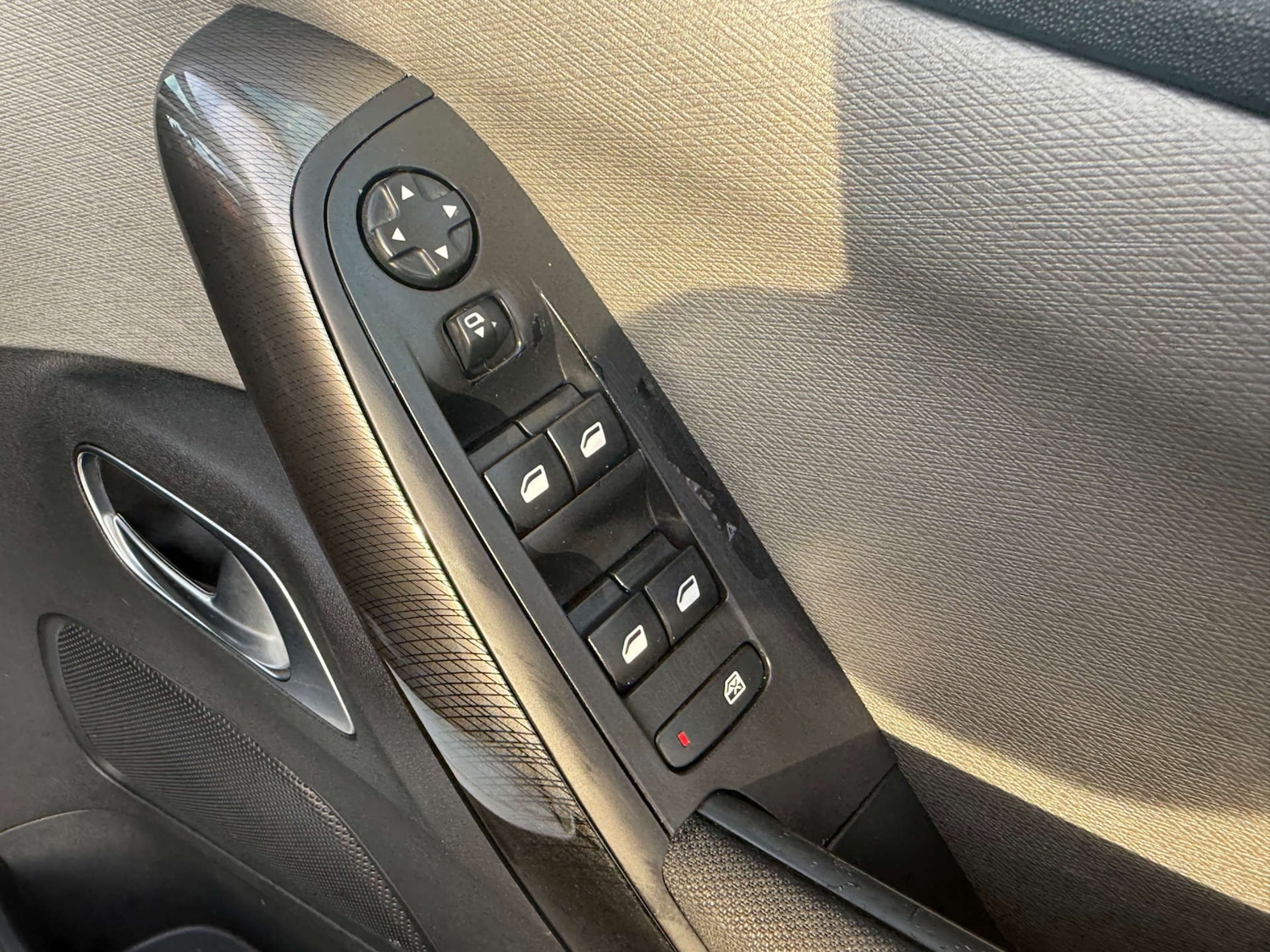 Used Citroen C4 Picasso 2016 for sale - 76056621: Photo 54