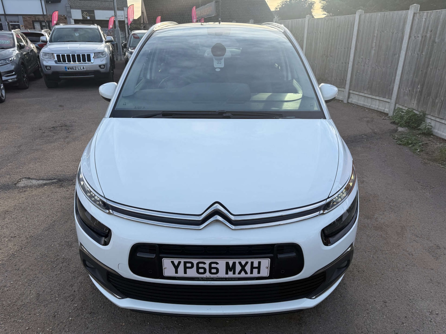 Used Citroen C4 Picasso 2016 for sale - 76056621: Photo 7