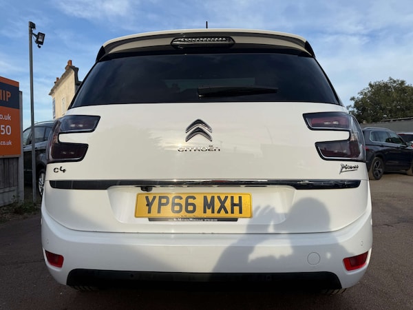 Used Citroen C4 Picasso 2016 for sale - 76056621: Photo 7