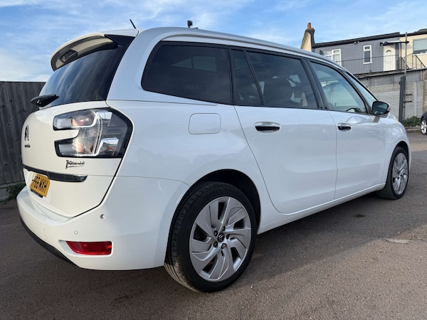 Used Citroen C4 Picasso 2016 for sale - 76056621: Photo 9