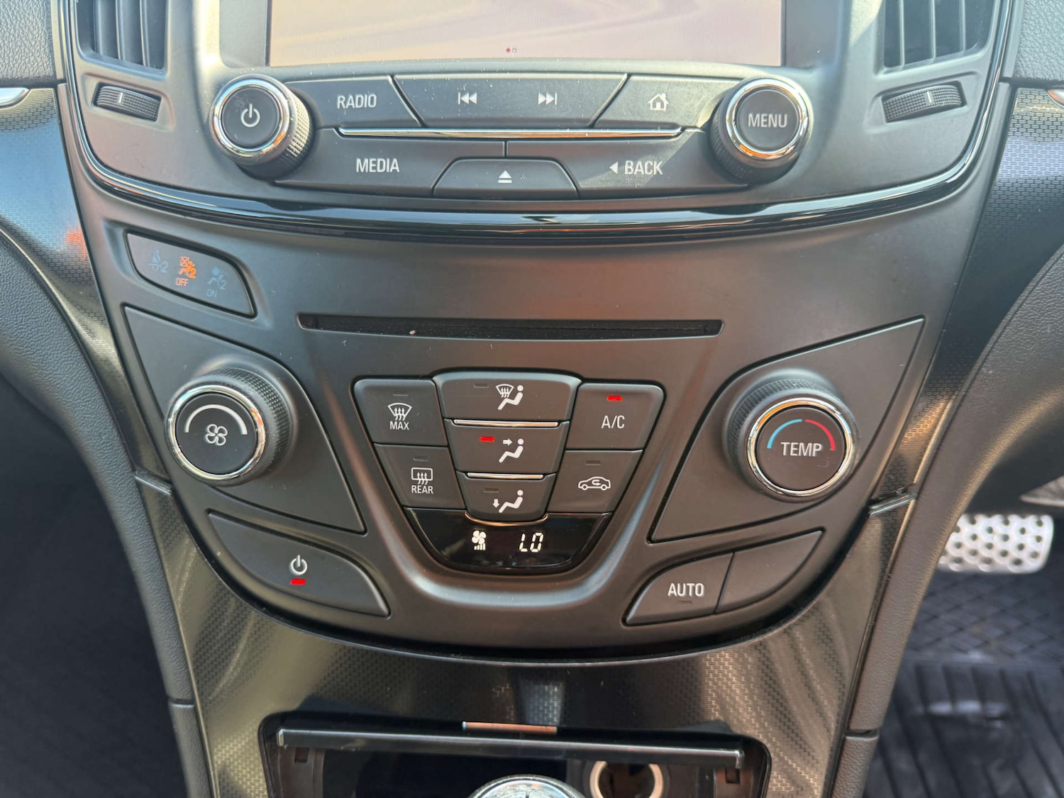 Used Vauxhall Insignia 2015 for sale - 76278436: Photo 18